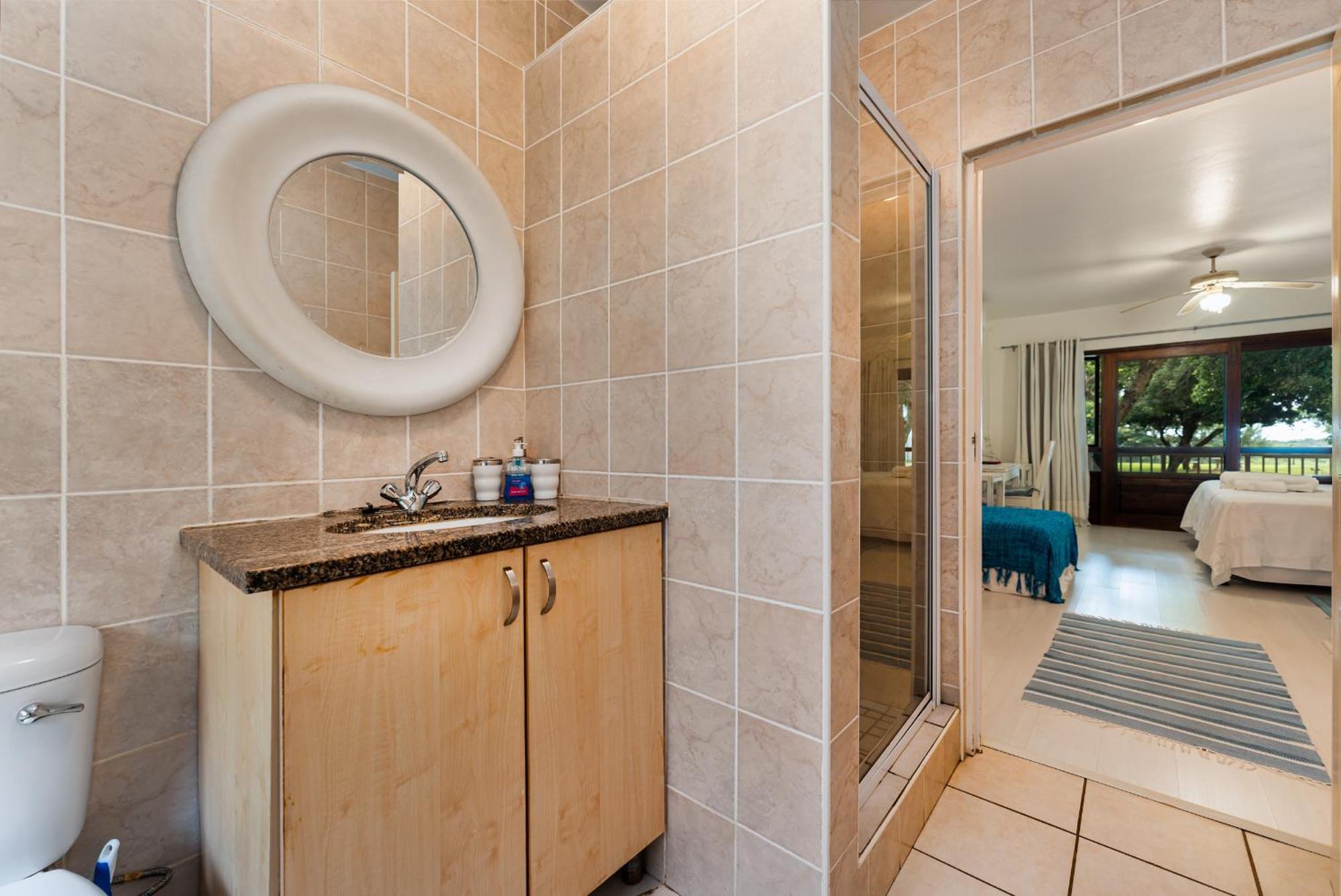 12 Ihlati Lodge, Wakenshaw Apartamento Ballito